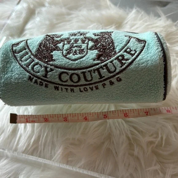 Juicy Couture Vintage Blue Terrycloth Barrel Cosmetic Bag - Picture 7 of 8